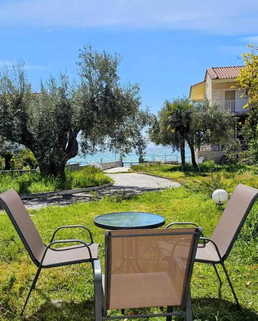Deluxe Apartment By The Sea Skala Fourkas Greece